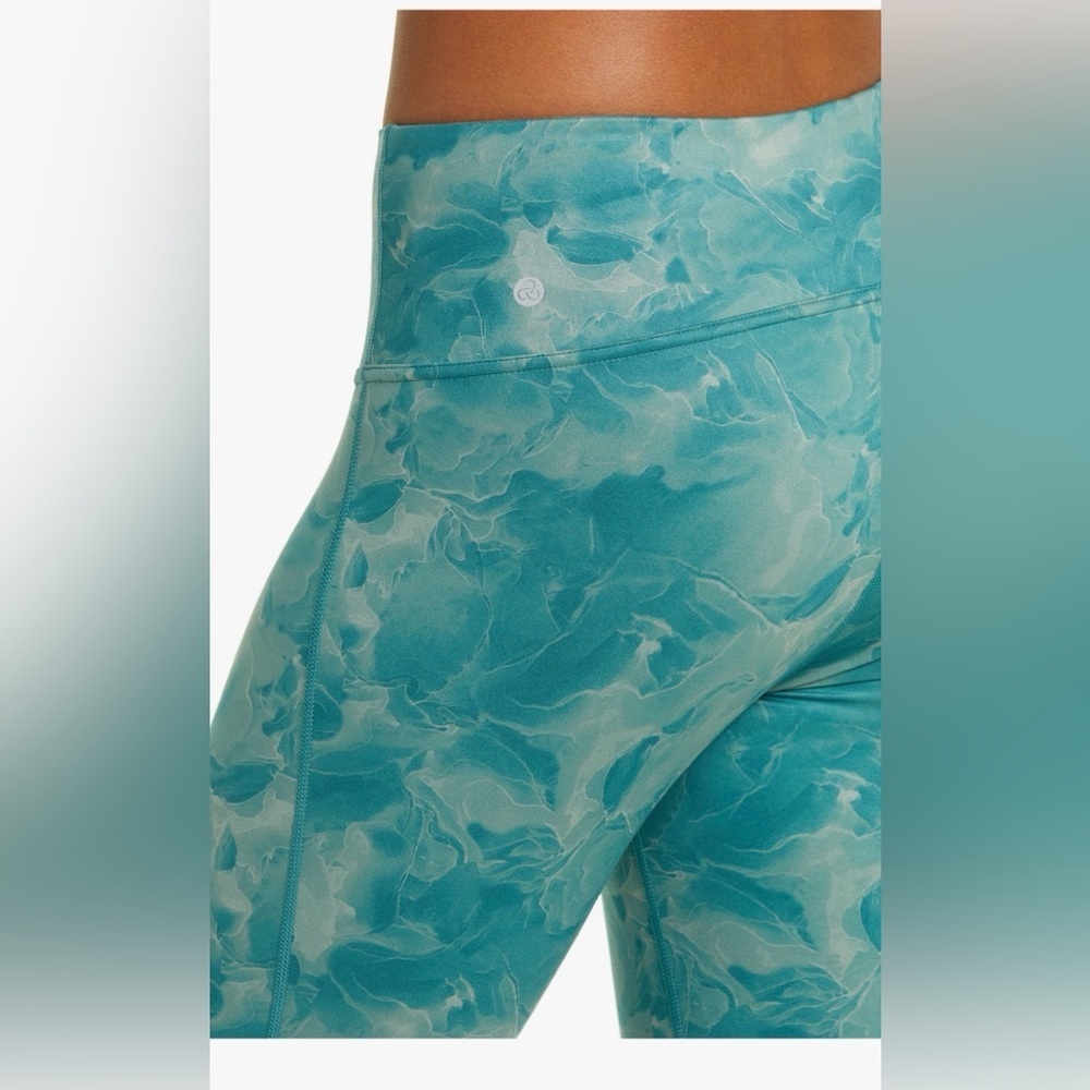Zella high waist 7/8 Teal Marble Leggings - Picture 7 of 12